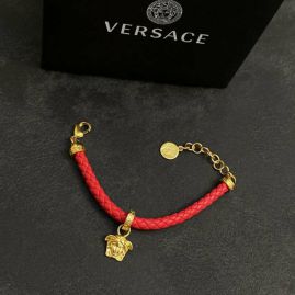 Picture of Versace Bracelet _SKUVersacebracelet12cly2916738